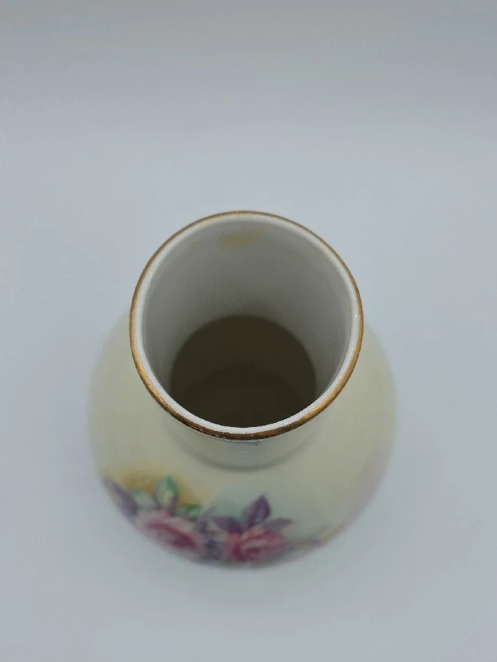 Cream Porcelain Vase with Pink Rose Motif and Gold Rim
